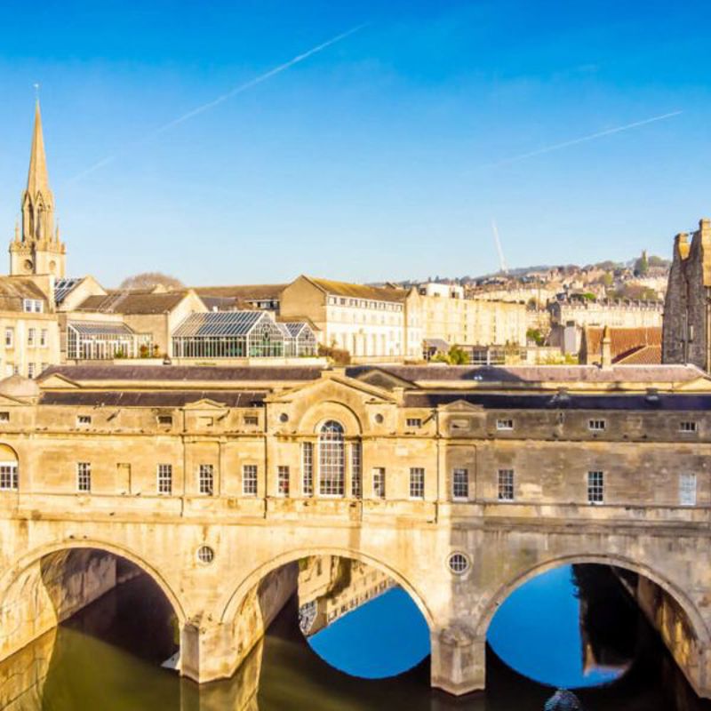 Explore Pultney Bridge