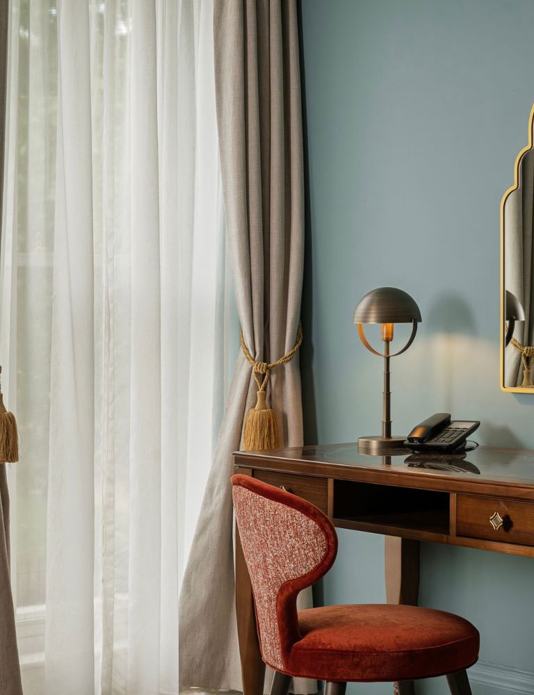 Francis Hotel Bath bedrooms