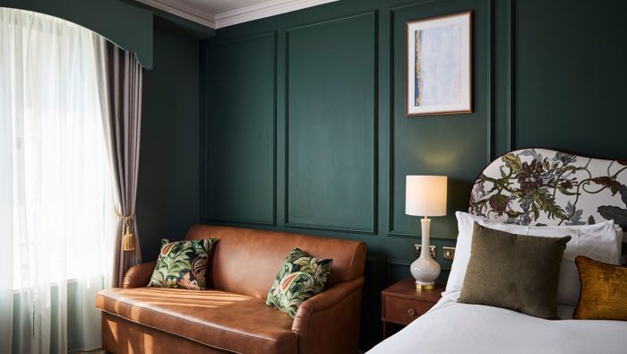 Francis Hotel Bath comfy room