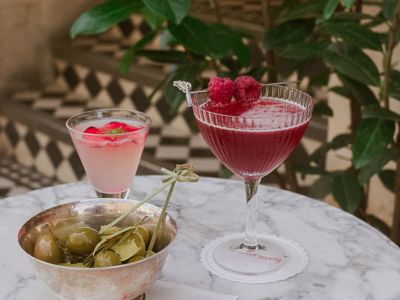 Terrace dining at Emberwood